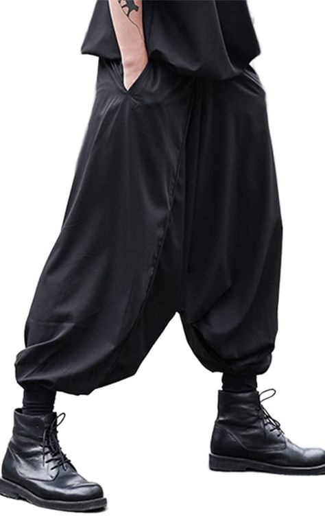 Wide Legs Men Pants, Harem Pants Aesthetic, Japanese Harem Pants, Baggy Japanese Pants, Japanese Streetwear Pants, Japanese Trousers Men, Toji Fushiguro Pants, Baggy Clothing Men, Wide Fit Pants Men