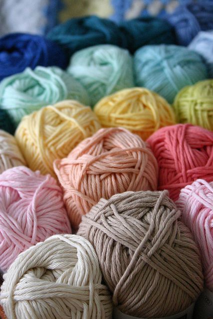 yarn Coco Rose Diaries, غلاف الكتاب, Balls Of Yarn, Yarn Storage, Thread & Yarn, Yarn Thread, Yarn Stash, Cotton Ball, Knitting Inspiration