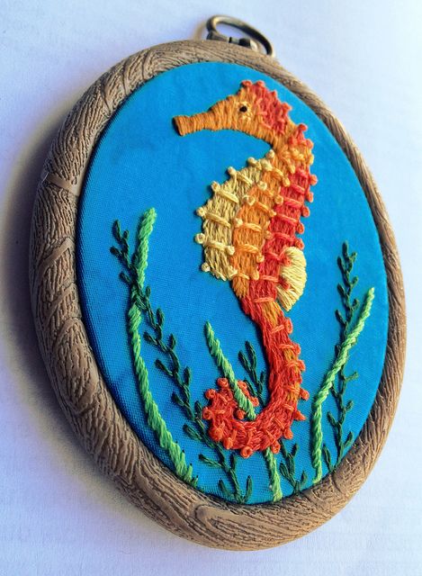 Seahorse Embroidery, Sea Embroidery, Nautical Embroidery, Cross Stitch Sea, Color Knowledge, Embroidered Items, Making Clothing, X Stitch, Contemporary Embroidery