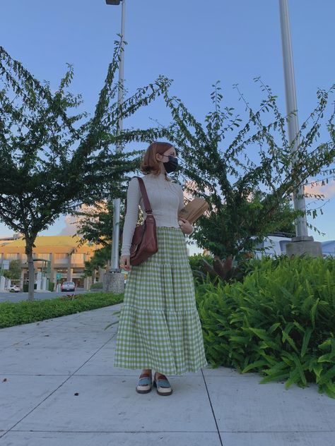 aesthetic book gingham skirt fashion clothes turtleneck loafers chic cute inspo :] Gingham Skirt Outfit Aesthetic, Green Gingham Skirt Outfit, Long Gingham Skirt Outfit, Gingham Midi Skirt Outfit, Long Gingham Skirt, Green Gingham Skirt, Gingham Midi Skirt, Gingham Maxi Skirt Outfit, Gingham Maxi Skirt