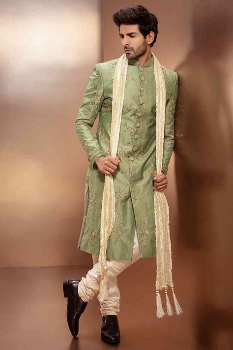 #FebruaryPicks: The Best Bridal Buys Of The Month! | WedMeGood Marriage Dress For Men, Engagement Dress For Groom, Indian Groom Dress, Sherwani For Men Wedding, Indian Bride Photography Poses, Wedding Kurta For Men, Groom Dress Men, Wedding Dresses Men Indian, Indian Groom Wear