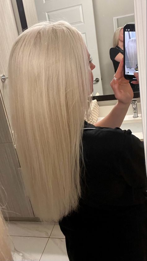 Platinum blonde. White blonde. Medium length hair. Bleach and tone hair Light Blonde Hair Platinum, Fully Bleached Blonde Hair, Platunim Blonde Hair, Platinum Card Hair, Medium Length Platinum Blonde Hair, Bleach And Tone Hair, Blonde Bleached Hair, Blonde Platinum Hair, Blonde Medium Length Hair