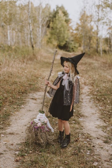 Whimsical and pretty children’s witches costume Cute Witch Costume, Witches Costume, Kids Witch Costume, Luxe Dress, Wizard Costume, Creepy Halloween Makeup, Witch Costumes, Spooky Costumes, Witch Diy