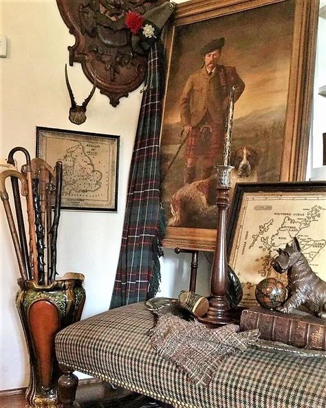 Scottish Interiors, Scottish Decor, Hunting Lodge Decor, Countryside Fashion, Scottish Homes, English Country Cottage, English Interior, English Country Decor, English Country Style