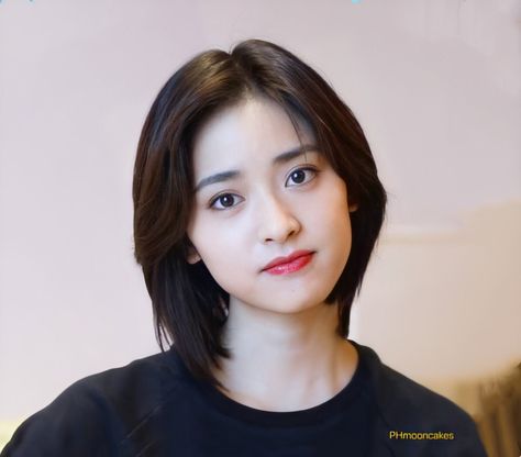 Middle Hair, Shen Yue, Manga Hair, Hair Inspiration Short, Shot Hair Styles, Hair Images, Hair Stylist Life, Short Hair Haircuts, Girl Short Hair