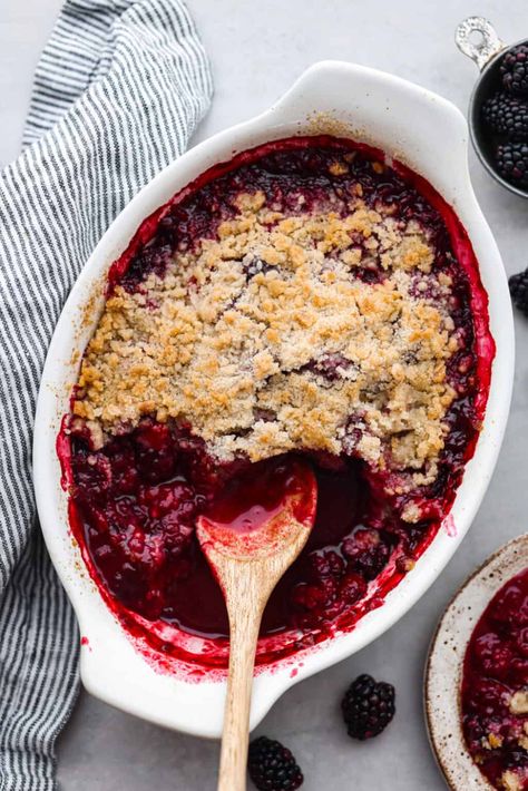 Blackberry Crumble | The Recipe Critic Pecan Biscuits, Mixed Berry Crisp, Fruit Crisp Recipe, Blueberry Rhubarb, Rhubarb Cobbler, Blackberry Crumble, Berry Cobbler, The Recipe Critic, Recipe Critic