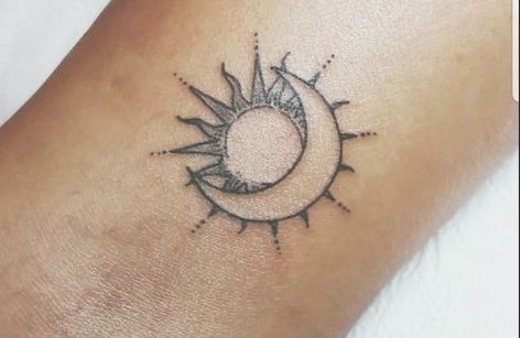 Simple Line Tattoo, Chest Tattoo Ideas, Girl Neck Tattoos, Heart Simple, Sun And Moon Tattoo, Small Girly Tattoos, Best Tattoo Ideas, Tattoo For Son, Sun Tattoos