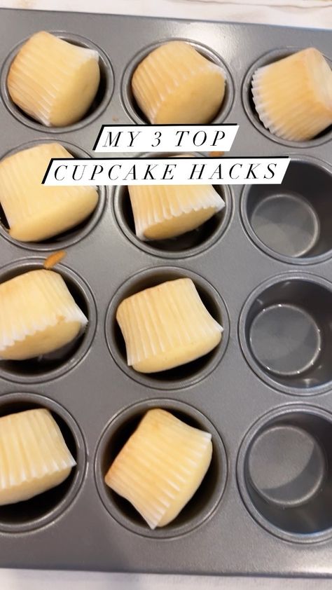 Rice In Bottom Of Cupcake Pan, Rice In Cupcake Pan, Layered Cupcakes In A Cup, How To Display Cupcakes For A Party, Fillings For Cupcakes, Easy Cupcake Decorating Ideas Simple, Easy Cupcake Designs, Flat Top Cupcakes, Mini Cupcakes Ideas