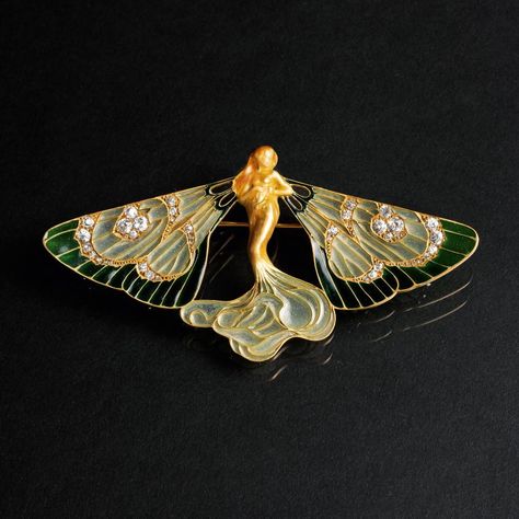 Rene Lalique Art Deco, Art Nouveau Accessories, Art Nouveau Wings, Art Nouveau Brooch, Rene Lalique Jewelry, Art Nouveau Inspiration, Art Nouveau Jewellery, Art Nouveau Dress, Art Nouveau Fashion