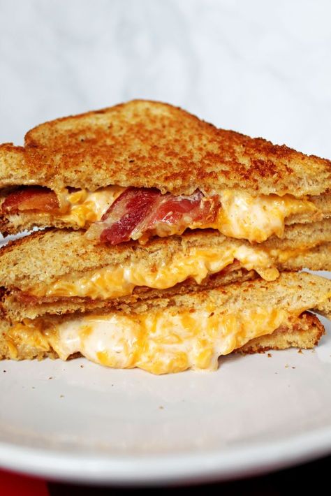 Ranch Grilled Cheese, Grilled Cheese With Bacon, Goat Cheese Dip Recipes, Grilled Cheese Sandwich Recipe, Fancy Grilled Cheese, Cheese Sandwich Recipe, Bacon Grilled Cheese, Grill Cheese Sandwich Recipes, Gourmet Grilling