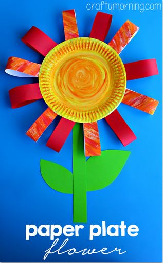 Paper Plate Flower Craft for Kids - Great summer art project! Paper Plate Art, Flower Crafts Kids, Summer Art Projects, Spring Crafts For Kids, Summer Crafts For Kids, Xmas Deco, Flower Craft, Daycare Crafts, Paper Plate Crafts