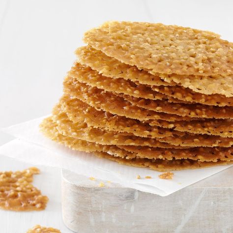 Sesame Seed Cookies Recipe, Sesame Seed Cookies, Sesame Seeds Recipes, Seed Cookies, Sesame Cookies, Biscuits Diététiques, Lace Cookies, Sesame Seed, Cookie Desserts