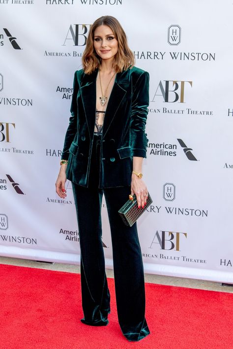 This was an “anything goes” week for the world’s most stylish, but one in which everything (even the most outrageous slits and volumes) looked utterly effortless. Stile Olivia Palermo, Velvet Pantsuit, Estilo Olivia Palermo, American Ballet Theatre, Olivia Palermo Style, Cocktail Outfit, Red Carpet Outfits, Metropolitan Opera, Velvet Suit