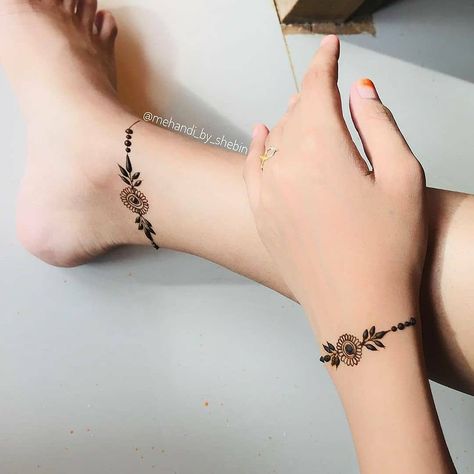 Henne Tattoo, Tato Jari, Henna Designs Wrist, Pola Tato, Tato Henna, मेहंदी डिजाइन, Henna Tattoo Hand, Henna Tattoo Designs Hand, Simple Henna Tattoo