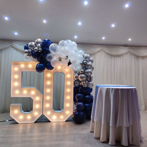 50th Birthday Party Balloon Decor with light up numbers and balloon Garland. 50 Light Up Numbers, Light Up Numbers, Birthday Party Decoration Ideas, Garland Balloon, Bday Dress, Party Decoration Ideas, 50th Birthday Party Decorations, 50th Bday, Balloon Ideas