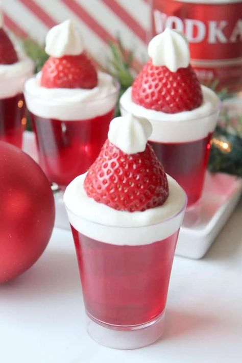 Bring in the celebration during the holiday season with these Santa Hat Jello Shots. This fun Christmas Jello Shot recipe tastes absolutely amazing! This easy jello shot recipe is a perfect holiday party recipe idea. Holiday Jello Shots, Easy Jello Shots, Holiday Party Menu, Christmas Jello, Christmas Jello Shots, Mexican Wedding Cookies, Jello Shot Recipes, Jello Shot, Spritz Cookies