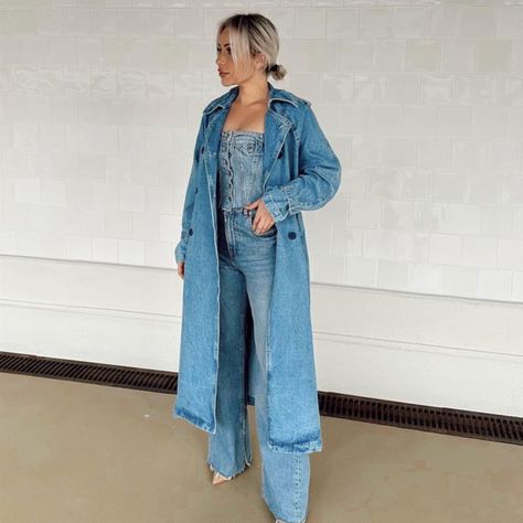 Blogger’s Fav Jean Trench Coat Outfit, Canadian Tuxedo Women Double Denim, Jean Coat Outfit, Jean Jacket And Dress Outfit, Long Jean Jacket Outfits, Styling Denim Jacket, Denim Trench Coat Outfit, Denim Coat Outfit, Modest Streetwear Fashion