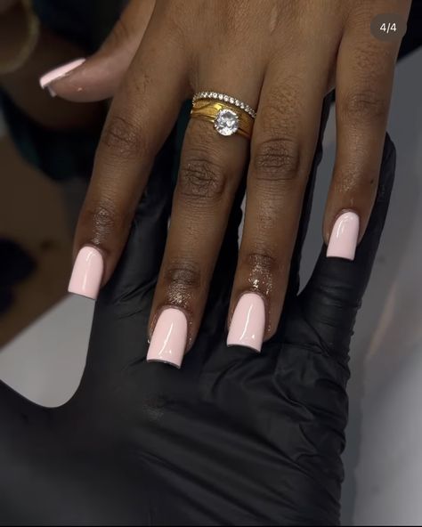 Short Nail Black Women, Nude Gel X Nails, Short Solid Color Acrylic Nails, Gel X Nails Black, Short Nails Solid Color, Solid Gel Nail Color Ideas, Solid Color Short Nails, Short Solid Color Nails, Classy Nails Black Women