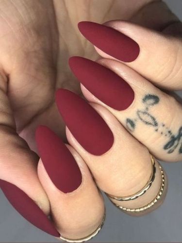 Matte Burgundy Nails Coffin, Dark Red Matte Nails, Matte Red Nails Design, Matte Holiday Nails, Matte And Glossy Nails Design, Matte Nails With Glossy Tips, Gel Matte Nails, Matte Winter Nails, Nails Acrylic Matte