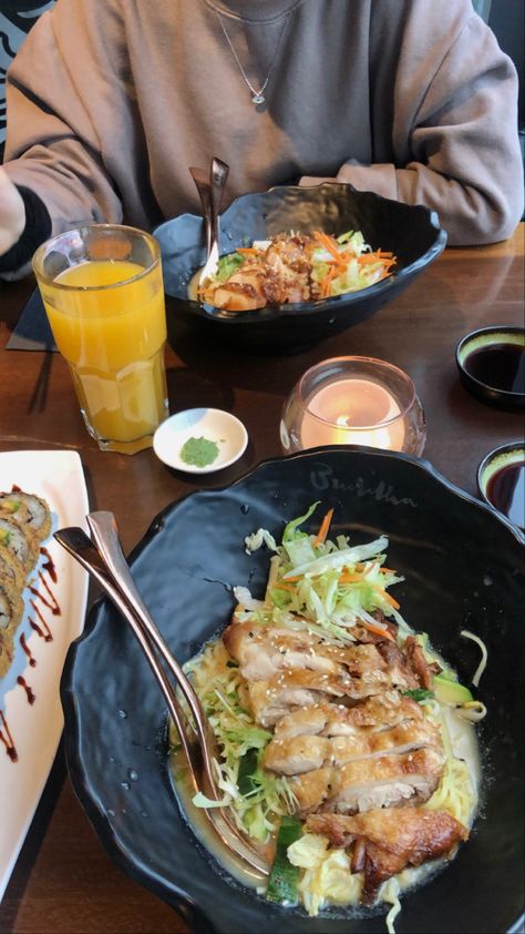 Fake Dinner Story At Home, Lunch Dates Aesthetic, Ramen Date Aesthetic Couple, Lunch Date Ideas Food, Asian Date Aesthetic, Date Stories Instagram, Couple Food Date Aesthetic, Lunch Photo Instagram, Food With Boyfriend Snapchat