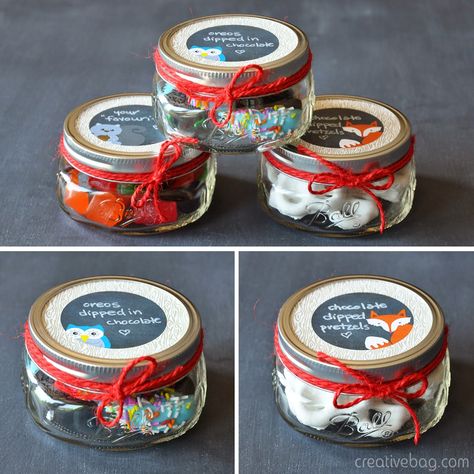 start with a jar - holiday gift giving and entertaining ideas and more free printables Creative Food Packaging, Gift Packaging Ideas, Food Gifts Packaging, Yw Activities, Creative Bag, Christmas Food Gifts, Meals In A Jar, Entertaining Ideas, Creative Living