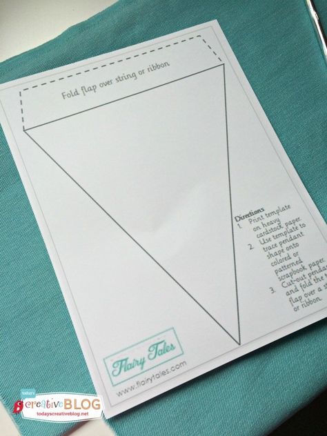 Sew Bunting, No Sew Bunting, Bunting Template, Bunting Pattern, Bunting Diy, Fabric Crafts Diy, Diy Banner, Fabric Bunting, Sewing Fabrics