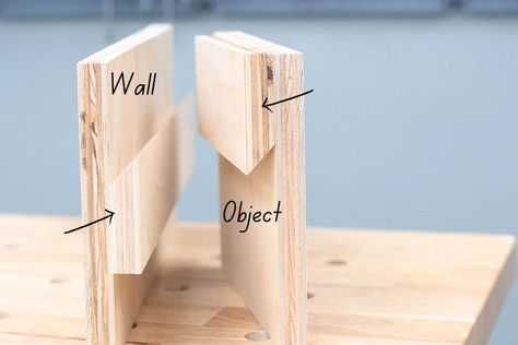 This is a great beginner guide on french cleats and how to make french cleats using a table saw or a circular saw. Includes a detailed video Diy French Cleat, Windows Trim, Woodwork Tips, French Cleat Storage, French Cleat System, French Cleats, Guide Words, Power Tool Storage, Rustic Picture Frames