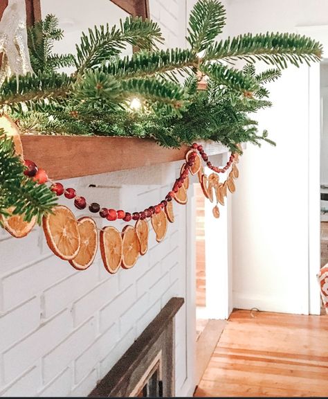 Christmas fruit pizza