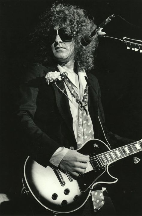 Ian Hunter, Mott The Hoople, Mick Ronson, Bear Mountain, Rock Music, Riding Helmets, Photo Gallery, Cool Photos, Photo Galleries