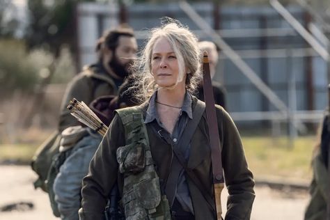 The Walking Dead Finale, Carol Twd, Smash Board, Carol Peletier, Daryl And Carol, Walking Dead Daryl, Melissa Mcbride, Lauren Cohan, Fear The Walking