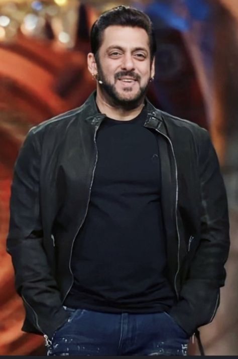 Salman Khan Photo, Big Boss, Bigg Boss, Hindi Film, Salman Khan, Bollywood Actors, Beard Styles, Film Industry, Customer Care