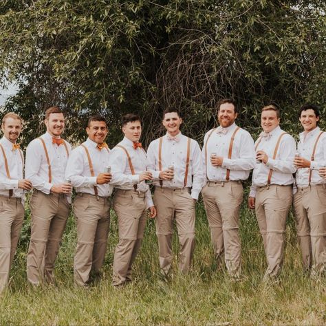 Colorado wedding, wedding photographer, wedding photos, wedding day, groomsmen, bridesmaids, bridal party photos, colorado wedding photographer, colorado elopement photographer, denver wedding, western wedding, western groomsmen Champagne Groomsmen Attire, Khaki Groom, Western Groomsmen, Groomsmen Jeans, Country Wedding Attire, Casual Groomsmen, Wedding Teal, Wedding Western, Wedding Groomsmen Attire