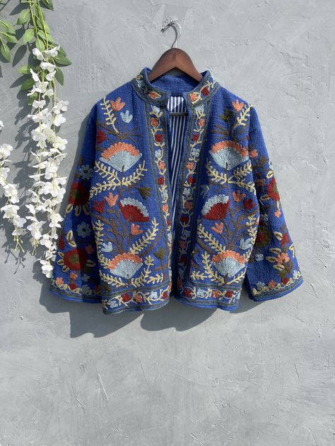 Handmade Cotton Suzani TNT Embroidery Jacket, Bohemian Style Coat, Unisex Short Embroidered Jacket, Ethnic Suzani TNT Fabric Women,s Coat, Embroidery Jacket, Style Coat, Embroidered Jacket, Cotton Jacket, Unisex Shorts, Bohemian Style, Jackets For Women, Jackets & Coats, Embroidery