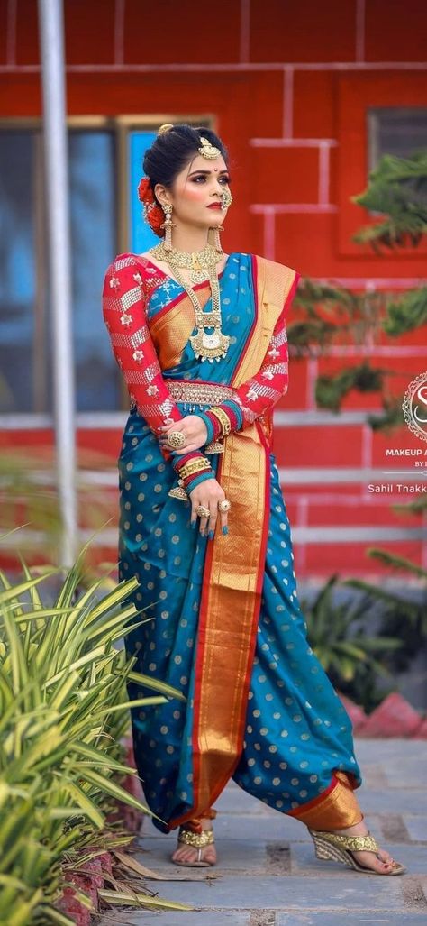 Marathi Mulgi, Royal Blue Saree, Kashta Saree, Marathi Bride, Nauvari Saree, Indian Sari Dress, Drawing Pictures, Sari Dress, Indian Bridal Outfits