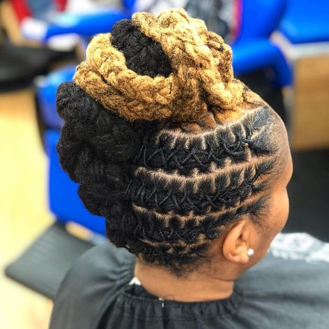 Women’s Locstyles on Instagram: “Beautiful French roll styled by @styledbymiked #womenslocstyles #locupdo #locs #locstyles #frenchroll #styledwithprecision” Loc Updos, Loc Updo, Sisterlocks Styles, French Roll, Loc Inspiration, Loc Hairstyles, Beautiful Locs, Natural Inspiration, Dreadlock Styles