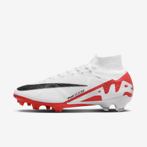 Instantly tilt the field in the bold design of the Superfly 9 Elite FG. We added a Zoom Air unit, made specifically for soccer, and grippy texture up top for exceptional touch, so you can dominate in the waning minutes of a match—when it matters most. Feel the explosive speed as you race around the field, making the critical plays with velocity and pace. Fast is in the Air. Tri Star, Nike Mercurial, Soccer Cleats, Football Boots, Nike Zoom, Men Shoes Size, High Top, Nike Men, High Tops