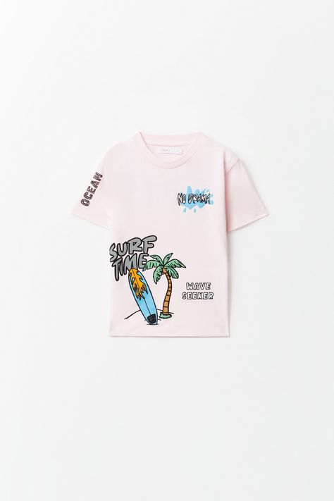 Surfing T-shirt - Kids & Babies | Boy | T-shirts and Polo shirts | SFERA Boys T-shirt Print, Kids T Shirt Design Ideas, Kids Tshirt Designs, Lake Town, Kidswear Trends, Kids Wear Boys, Armani Sweatshirt, Boys Prints