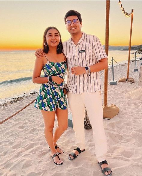 Goa Outfits, Honeymoon Couple, Prajakta Koli, Vacation Outfits Women, Honeymoon Outfits, Trendy Fashion Tops, Portrait Photography Poses, Best Photo Poses, Creative Instagram Photo Ideas