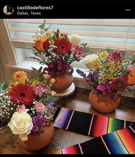 Ranchero Wedding, Mexican Centerpiece Ideas, Mexican Wedding Centerpieces, Mexican Centerpiece, Quince Centerpieces, Charro Wedding, Mexican Fiesta Birthday Party, Mexican Theme Party Decorations, Mexican Inspired Wedding