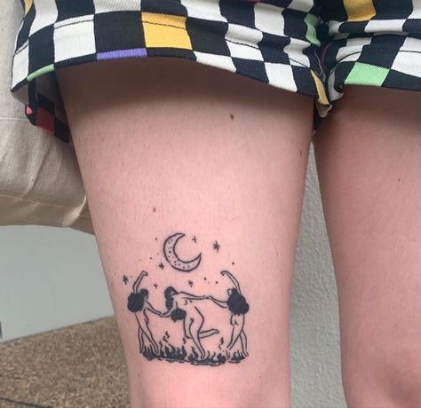 1980s Tattoo Ideas, Girlhood Tattoo, Matisse Dance Tattoo, Sapphic Tattoo Ideas, Wlw Tattoos, Sapphic Tattoo, Dainty Tattoo Designs, Matisse Dance, Dancing Tattoo