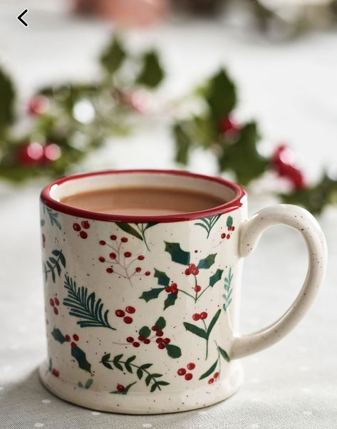 Mug Noel, Diy Christmas Mugs, Diy Keramik, Ceramic Cafe, Diy Pottery Painting, Christmas Cups, Holly Christmas, Keramik Design, Tassen Design