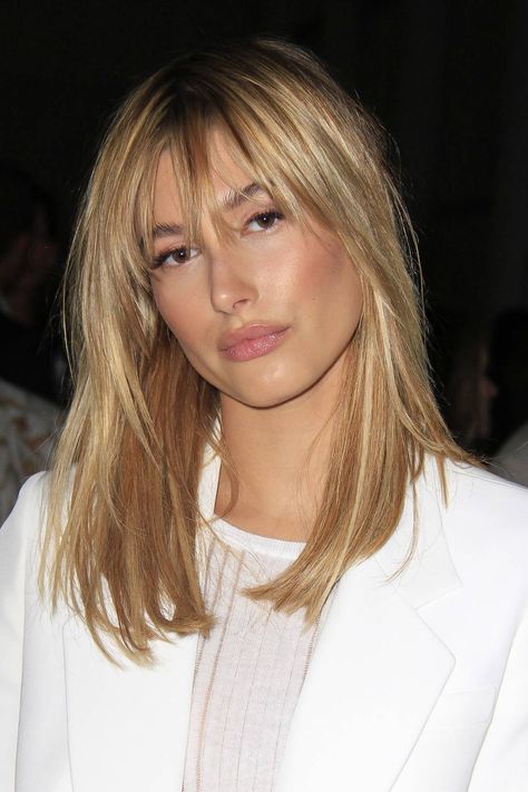 Hailey Baldwin Best Hair & Makeup Looks | Glamour UK Tapered Bangs, Tapered Fringe, Haircuts Medium, Blonde Hair With Bangs, Makeup Tip, Short Blonde Haircuts, Blonde Hairstyles, Braids Hairstyles Pictures, Beauty Hair Makeup