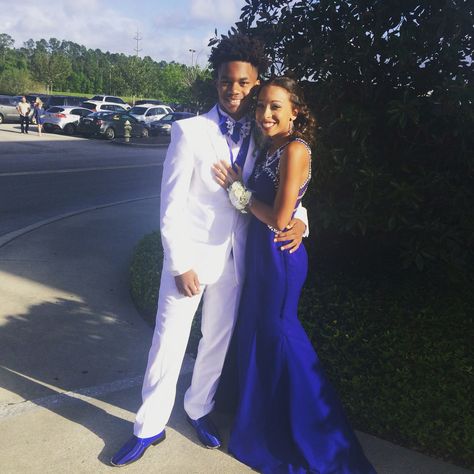 Prom2k16 Royal blue&white❤️ Blue And White Prom Couple, Prom Suits, Senior Prom, Prom Outfits, Formal Gowns, White Formal Dress, Relationship Goals, Royal Blue, Dark Blue