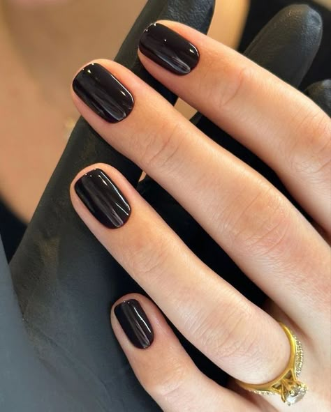 Black Color Nails, Short Black Nails, The Best Nail Designs, Latest Nail Art Designs, Best Nail Designs, Casual Nails, Color Nails, Cat Kuku, Minimalist Nails