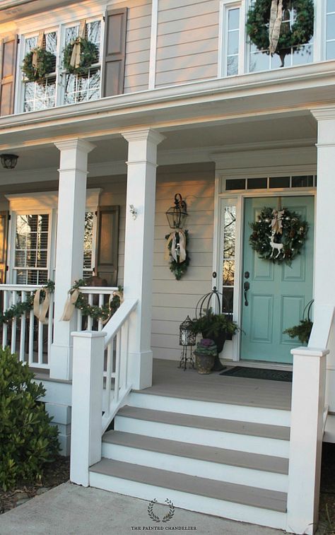 front-house-shot-christmas-porch Tan House, Painted Chandelier, Porch Colors, Exterior Paint Colors For House, Casa Exterior, Front Door Colors, Hus Inspiration, Design Exterior, House Paint Exterior