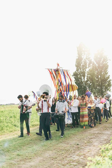 Colorful eclectic Italian wedding Italian Summer Wedding, Wedding Parade, Italian Wedding Traditions, Italy Weddings, Boulder Wedding, Wedding Procession, Weddings In Italy, Colorful Eclectic, Wedding Guest Style