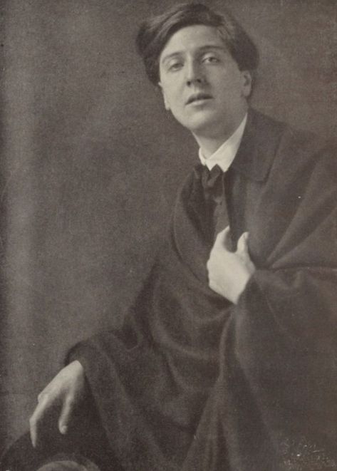 “10 Alban Berg Facts – Interesting Facts About Alban Berg” Alban Berg, Aesthetic Bio, Glenn Gould, Harold Lloyd, Music Composers, Entertainment Music, Composers, Human Mind, High Society