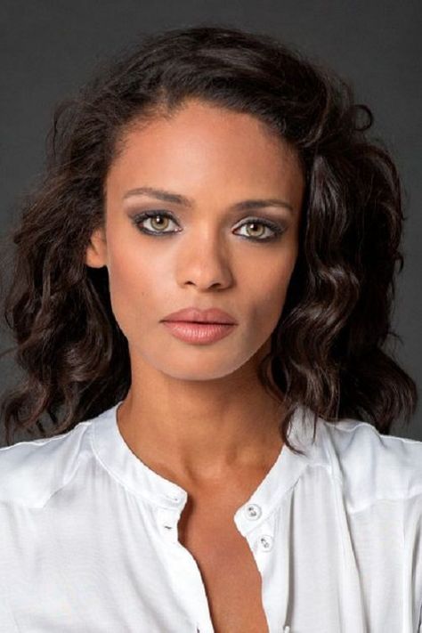 Candice "Kandyse" McClure ~ South African Canadian Actress Anita Blake Characters, Kandyse Mcclure, Nadine Ross, Face Morph, Anita Blake, Facial Structure, Children Of The Corn, Batman Film, Hemlock Grove