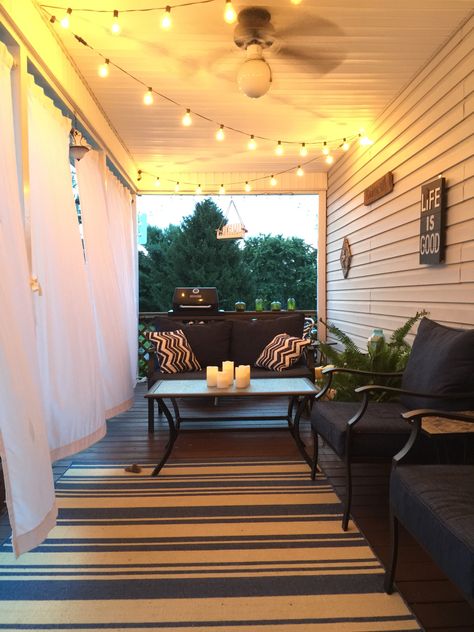 Porch With Curtains And Lights, Porch With Curtains, Patio With Curtains, Front Porch Curtains, Sunporch Ideas, Porch String Lights, Outside Curtains, Patio Set Up, Dream Porch