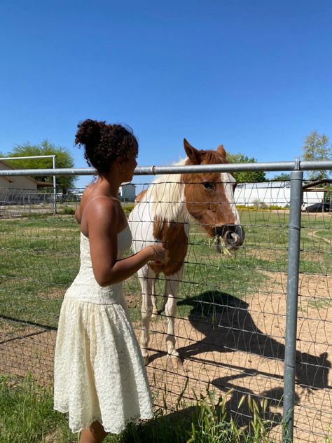 Black Farm Life, Kelis Farm, Black Farmer Girl, Farm Daughter Aesthetic, Farmer's Daughter Coquette, Black Farmer Girl Aesthetic, Southern Coquette Aesthetic, Farmers Daughter Aesthetic Coquette, Black Farm Girl Aesthetic